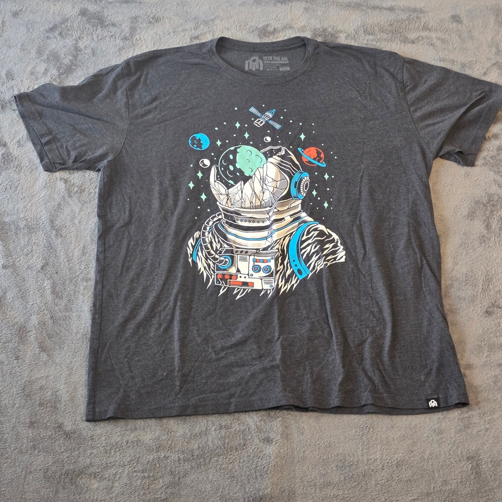 Into The AM Graphic T Shirt Mens 2XL Astronaut Outer‎ Space Print Dark Gray Punk